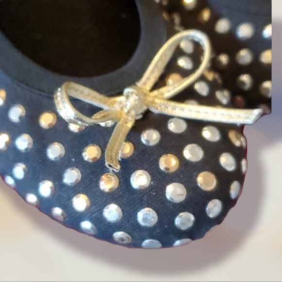 Stuart Weitzman girls US12 ballerina flats - Picture 2 of 10